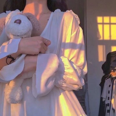 夜深人不静