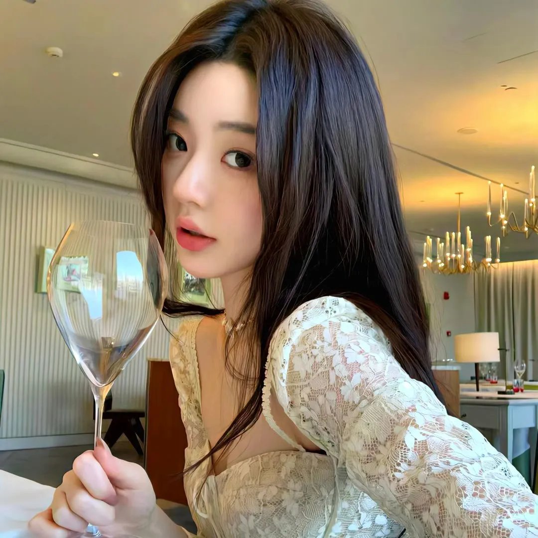 背后有人